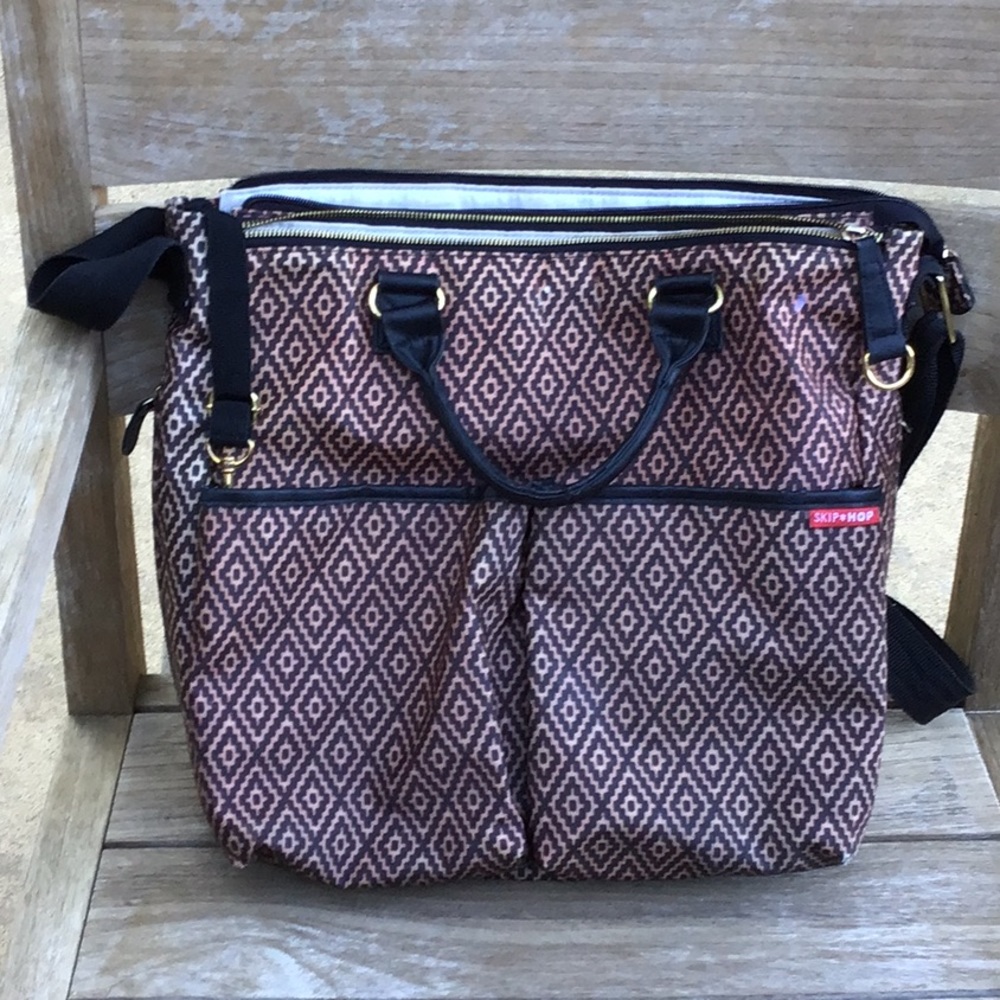 Skip hop diaper bag